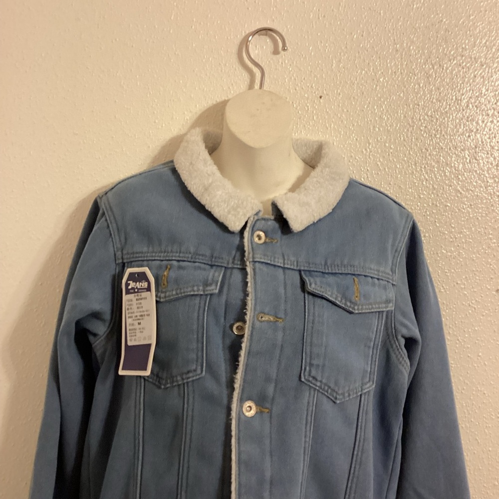 Men's Blue Denim Jacket with White Sherpa Collar Size Medium - Picture 2 of 8